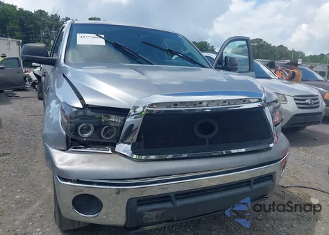 2013 Toyota Tundra Double Cab Sr5 z USA, uszkodzony, nr VIN 5TFRY5F18DX144969